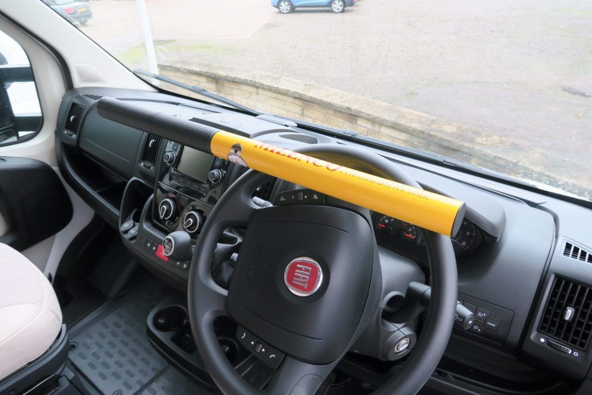 0512-Commercial-Steering-Lock