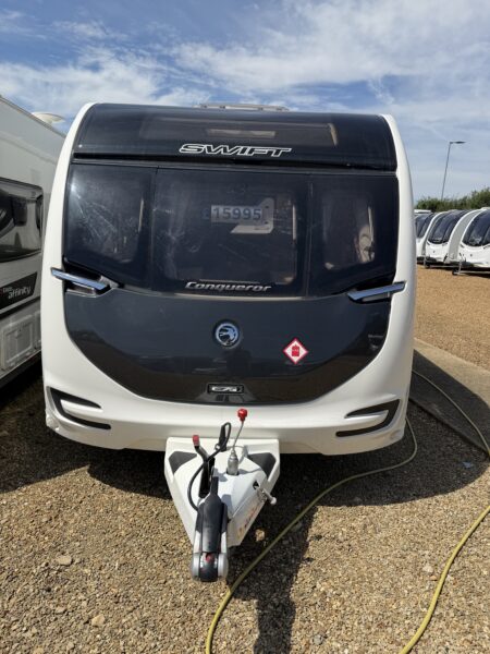 2018 Swift Conqueror 480